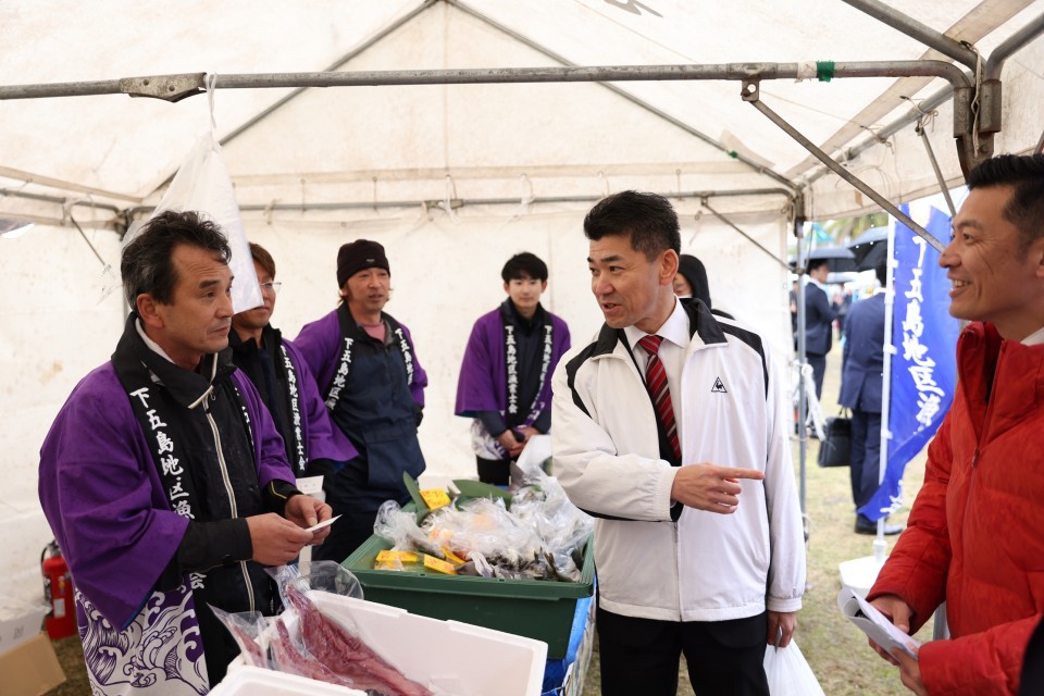 泉健太　山田勝彦