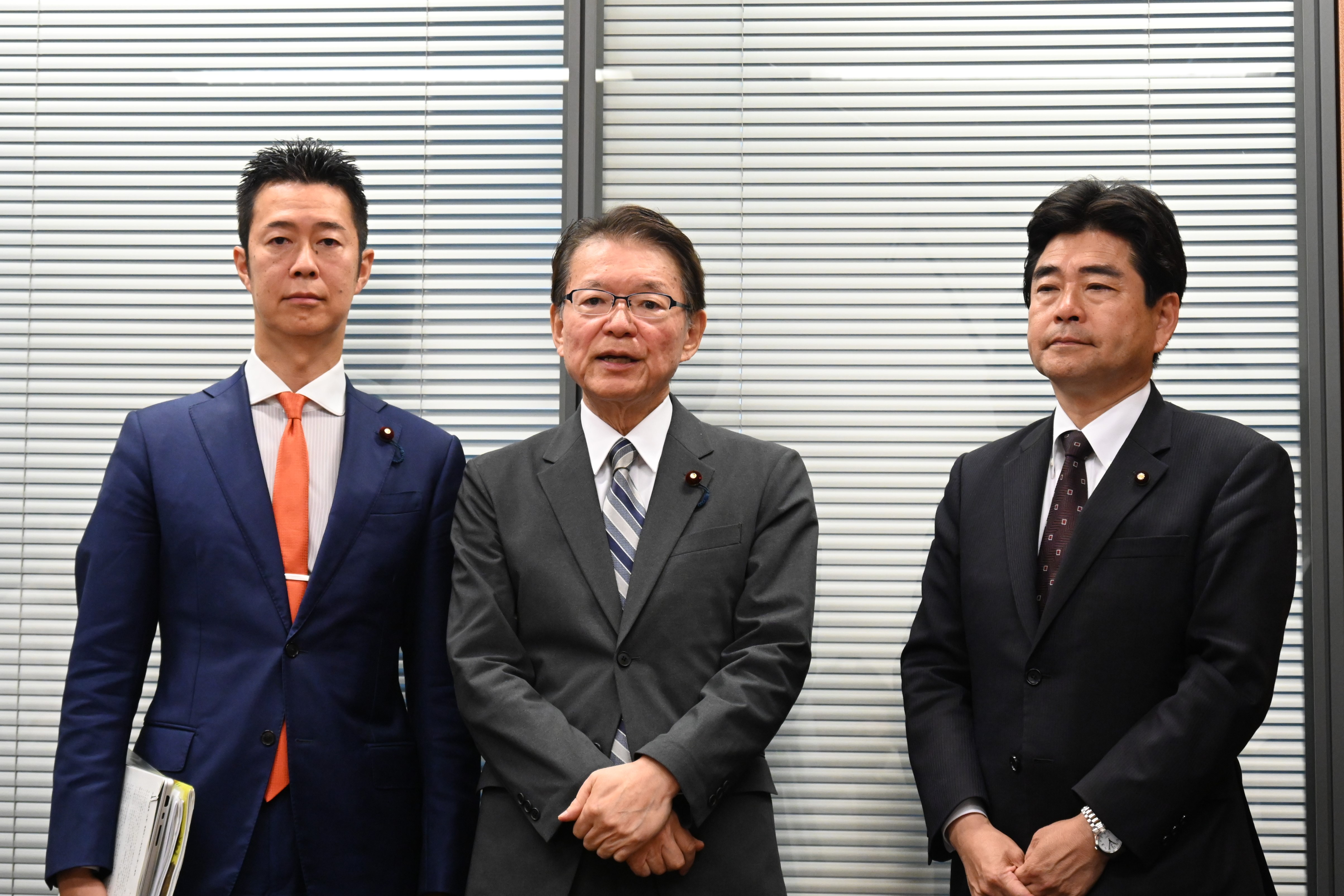 年金改革法案めぐり自民、公明両党と修正協議スタート - 立憲民主党
