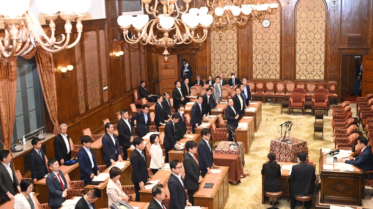 衆院内閣委】オンラインカジノ対策を ギャンブル依存症対策基本法改正