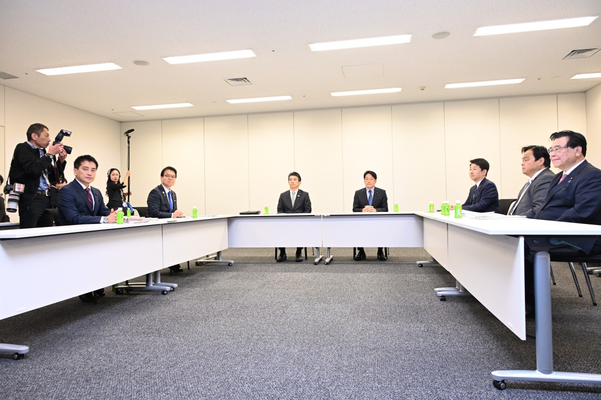 ガソリン暫定税率年内廃止を視野に早急に合意目指す」重徳和彦税調会長