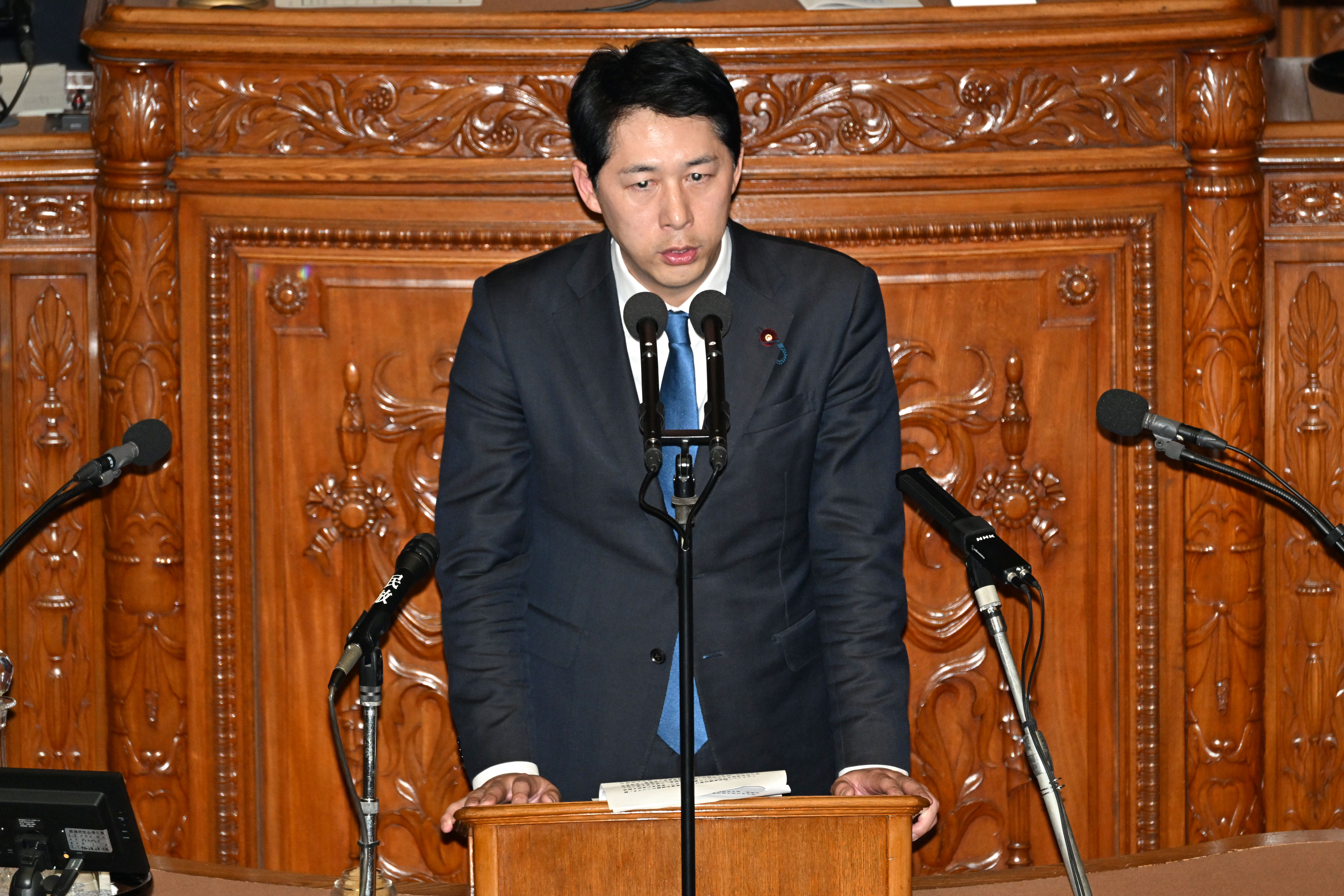 衆院本会議】令和7年度予算案 国民の命を軽視、物価高に苦しむ国民生活