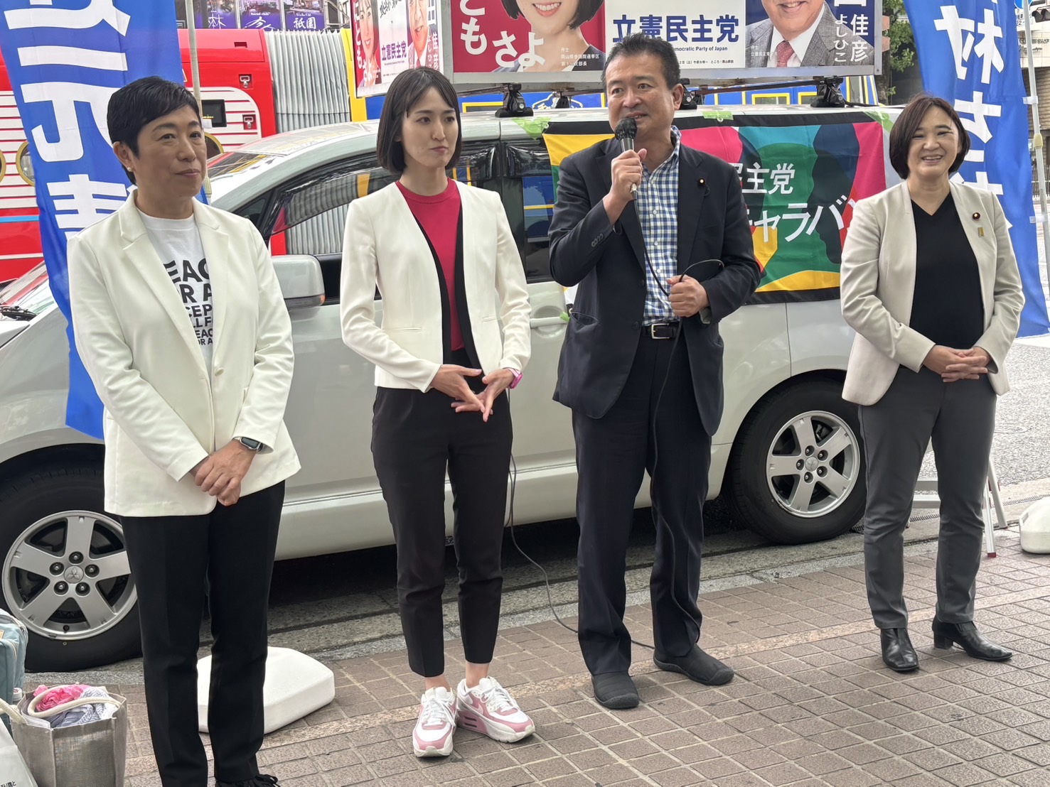 岡山】くにともさよ総支部長 全国女性キャラバン街頭演説会を開催