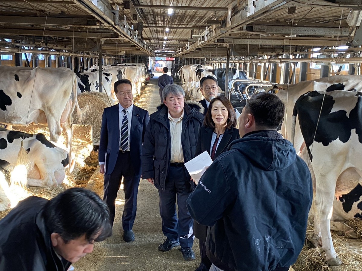 畜産・酪農政策WTが北海道入り - 立憲民主党