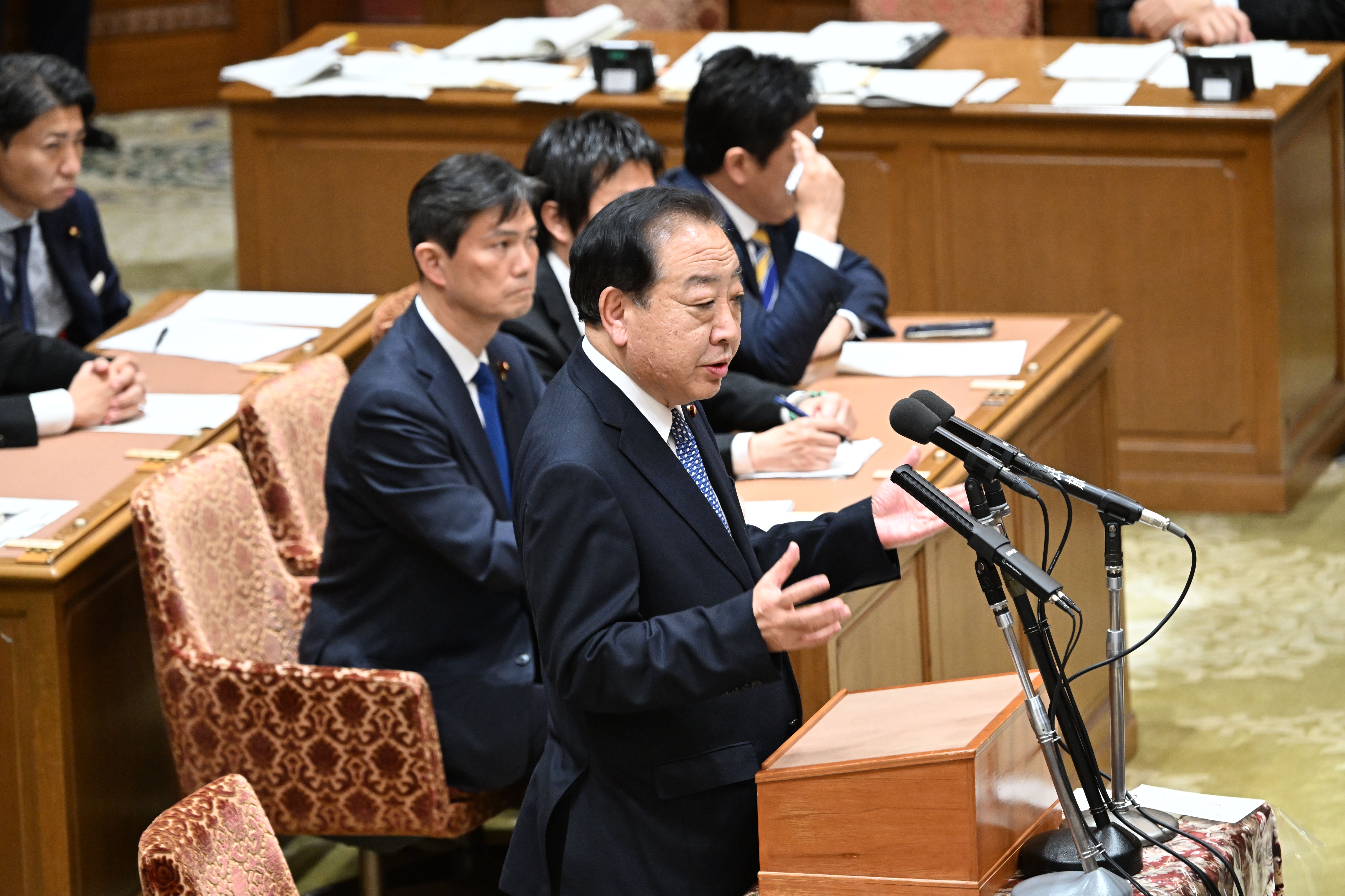 党首討論】国難突破へ「日本は先頭に立って自由貿易圏づくりを」と野田