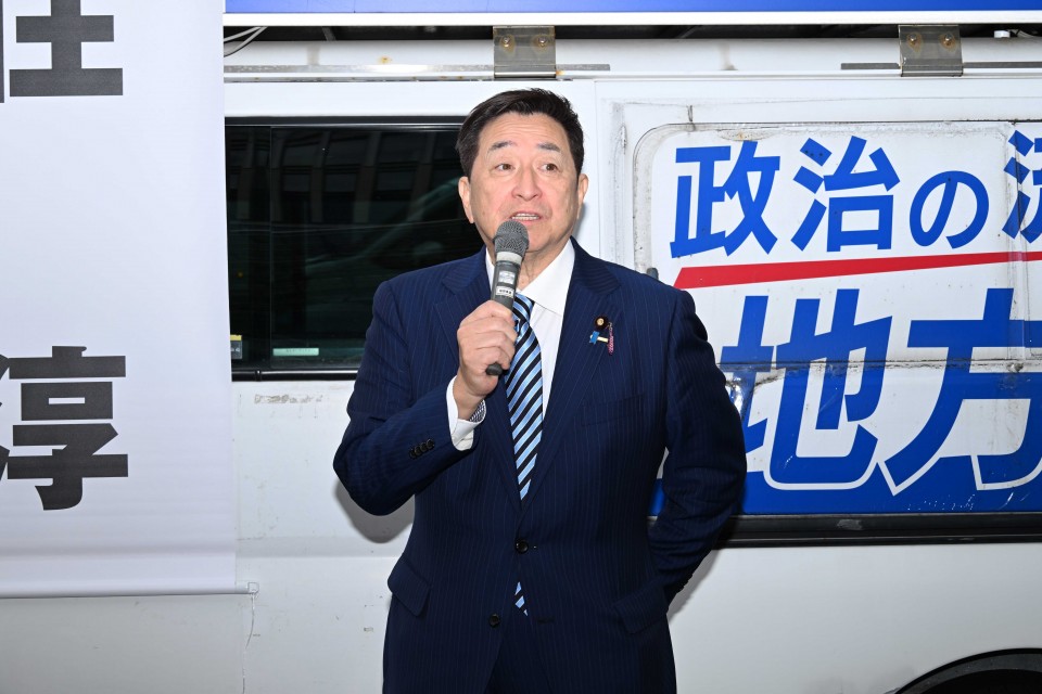 古賀之士参院議員
