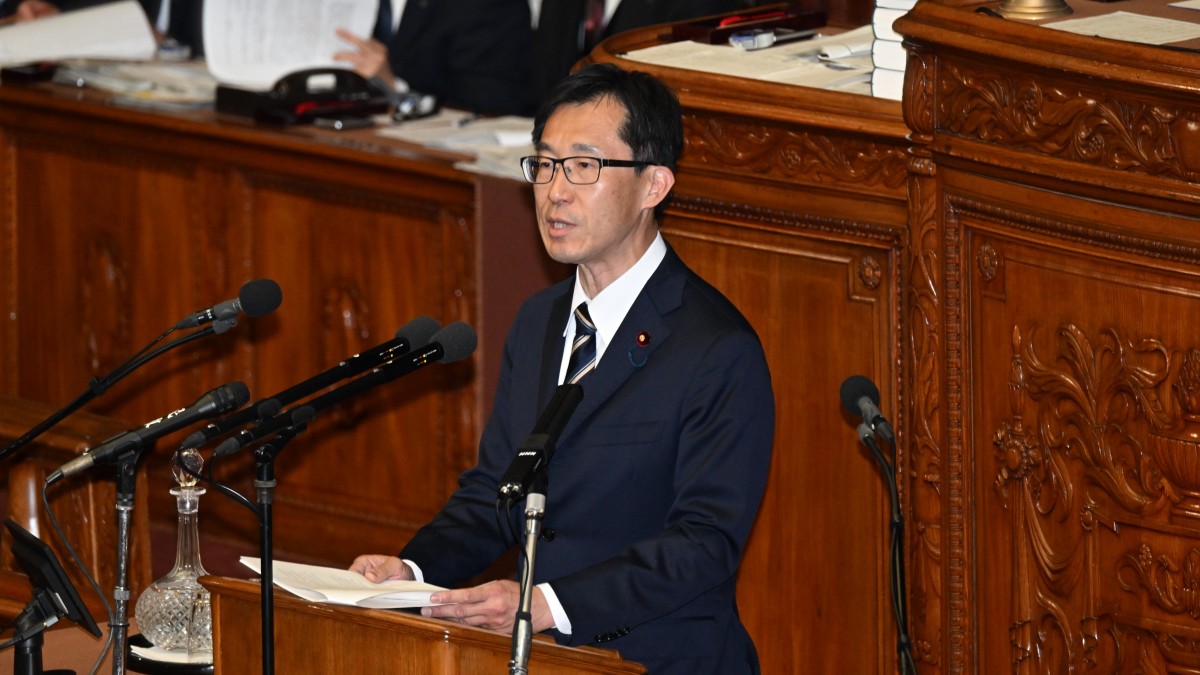 衆院本会議】「中小企業憲章を基本とし、中小企業の皆様とともに歩んで