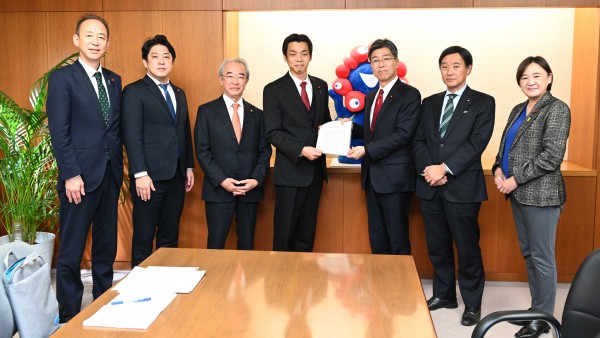 メガソーラーなどの再エネ開発に伴う環境破壊や住民との紛争の防止・抑制のため政府に申入れ