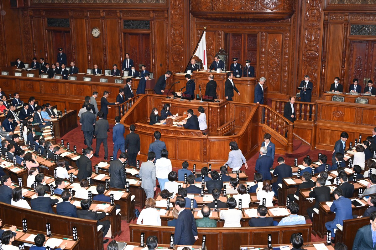 2025xOSS7iljABaTibOBrynO_tn120