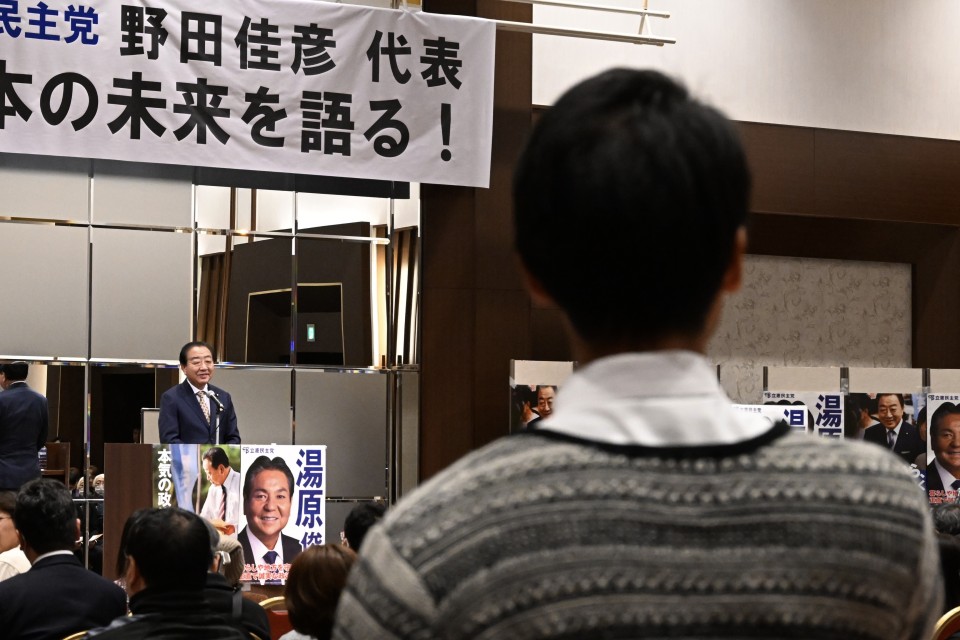 参加者との対話を行う野田代表