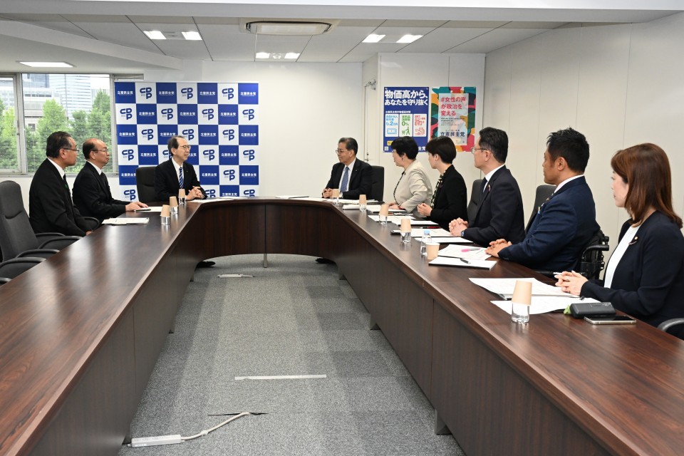 20260609福島県知事からの要請を受け懇談する水岡代表はじめ東日本大震災復興本部のメンバー
