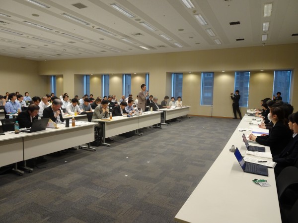 2026森林労連中央行動にて、柴愼一参院議員、山内佳菜子参院議員、徳永エリ政調会長が連帯あいさつ