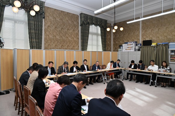 【三党合同国対勉強会】「サナエトークン」の違法性を追及　資金決済法違反の可能性を専門家が指摘