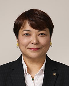 柳田あゆ