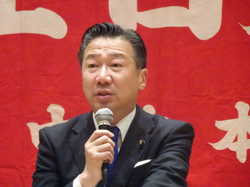 白タク問題やライドシェア拡大への懸念と、働く人の賃金と雇用を守っていくための決意を示す福山哲郎参議院副議長 DSC02479.JPG