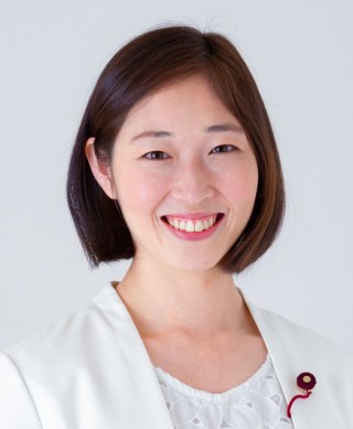 井上麻衣