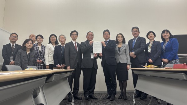 立憲民主党沖縄協議会、新体制で始動 国立沖縄自然史博物館誘致に関する要請を受ける