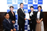 黄川田大臣の要請を受ける辻元本清美部長、横沢たかのり議員、古賀千景議員、小島とも子議員