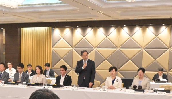 日弁連・弁政連主催による立憲民主党・中道改革連合・公明党との合同の朝食懇談会