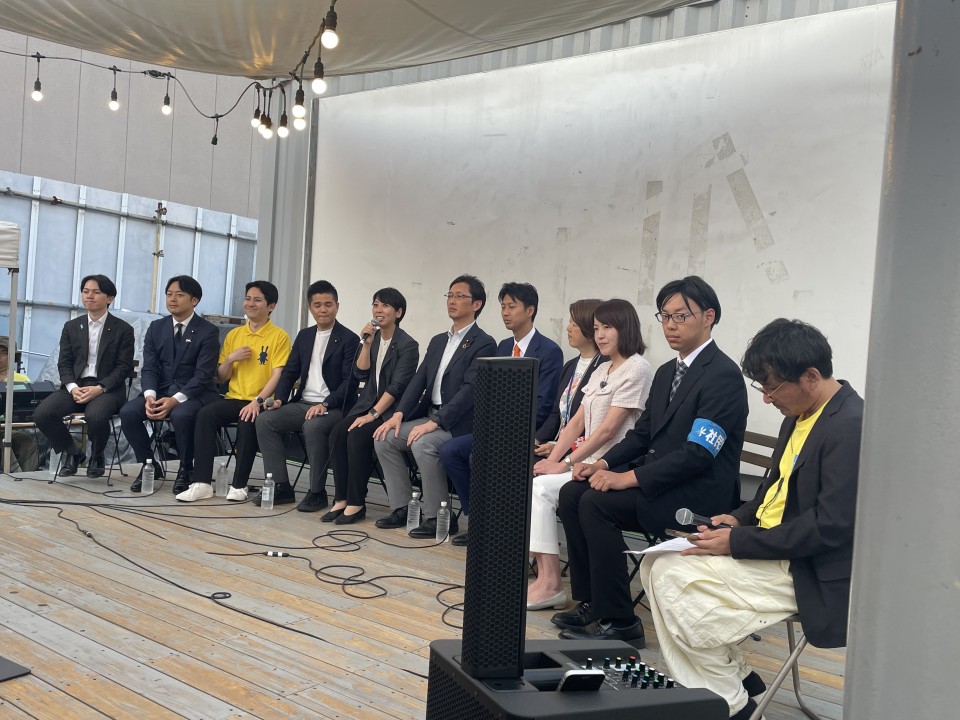 山内佳菜子青年局長「政党青年局討論会」 9C6AB562-A29A-4DA6-8537-784BC1FFB64C.jpg