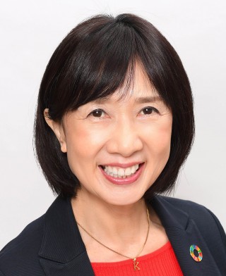 佐伯かずみ