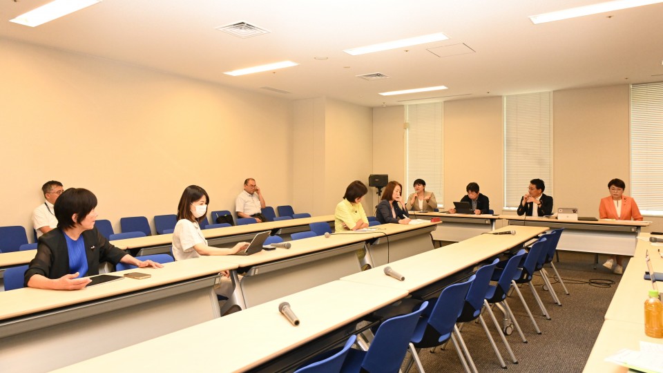 20260825税制調査会と社会保障・雇用制度改革調査会の合同会議