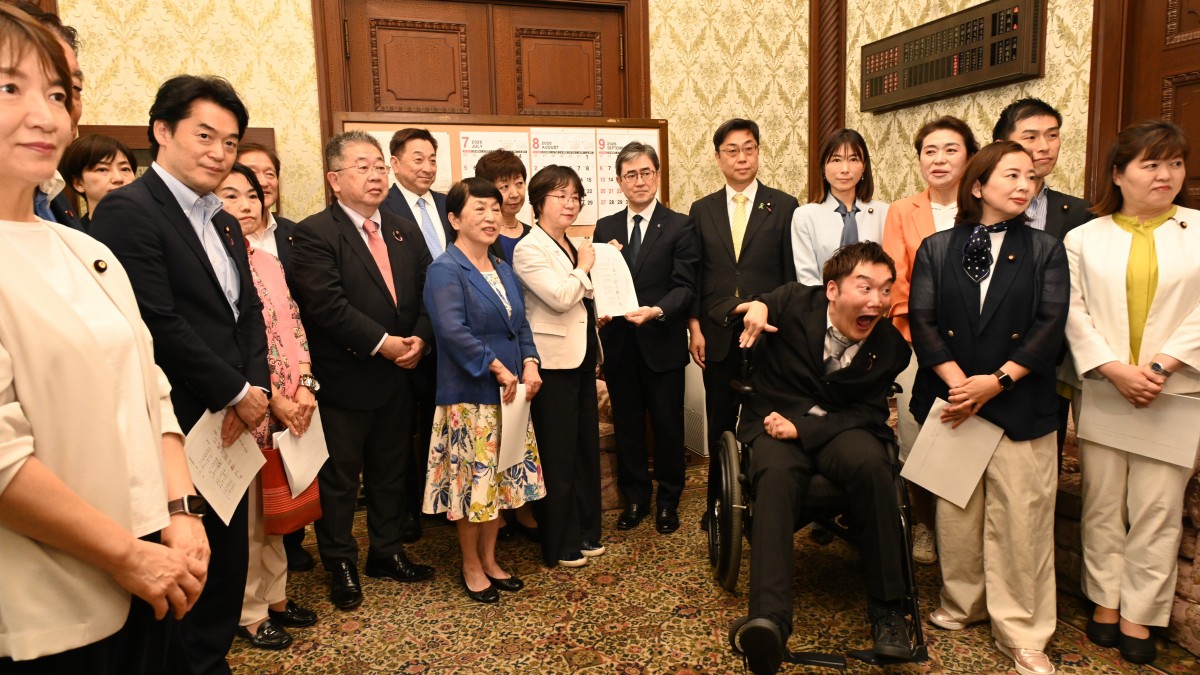 空襲被害者に対して一時金を支給する法案を参院に提出 - 立憲民主党