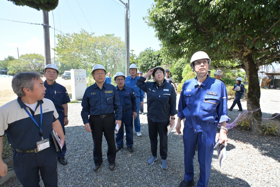 八代市・龍峯小学校の視察