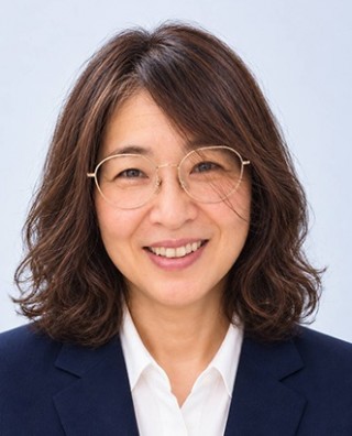 西田くみ