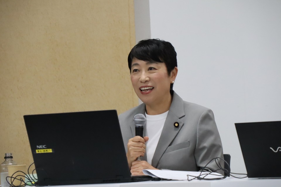 辻󠄀元清美参院議員