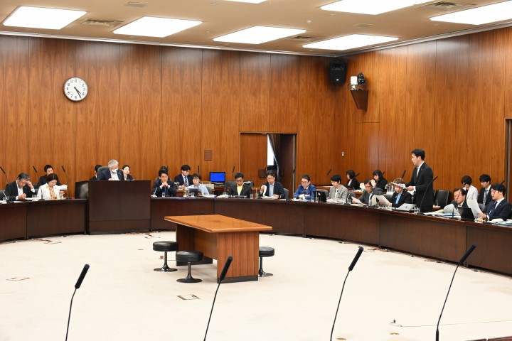 20260526参院厚労委　健康保険法等改正案に対する修正案を公明党と共同提出