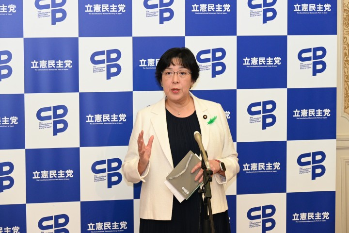 20260421田名部匡代幹事長ぶらさがり