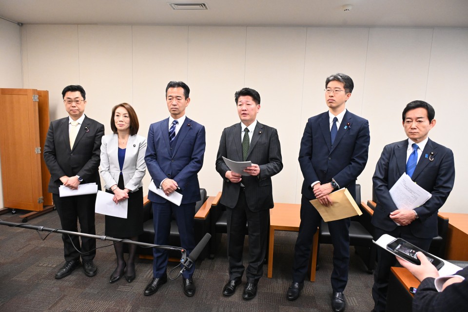 20260413防衛装備移転三原則の運用指針の見直し及び厳格化に関する提言を官房長官に申し入れ