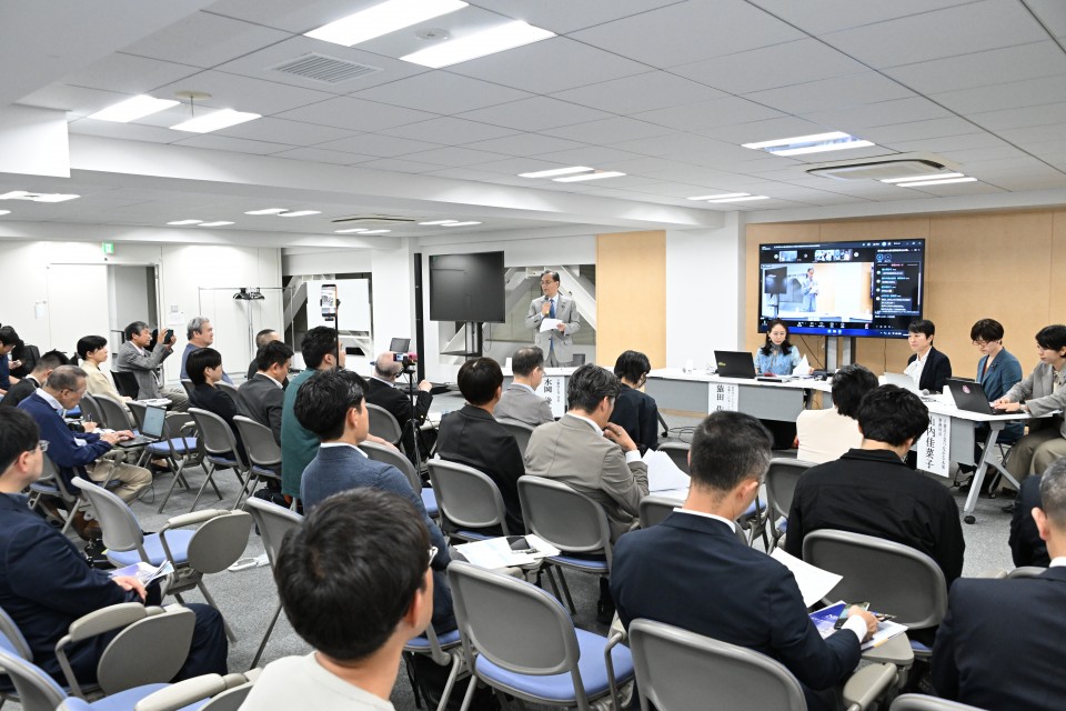 会場3.JPG