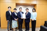 2026年9月8日　「多文化共生社会の実現を求める申し入れ」を手交