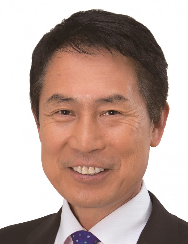 尾花正啓