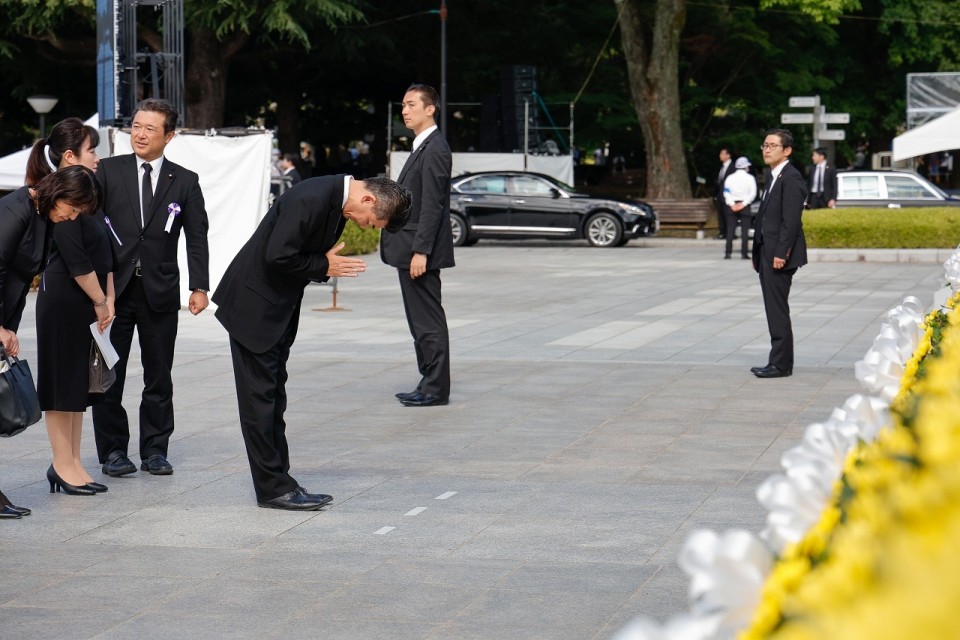 「広島市原爆死没者慰霊式並びに平和祈念式」（平和記念式典）　泉健太　森本真治　宮口治子