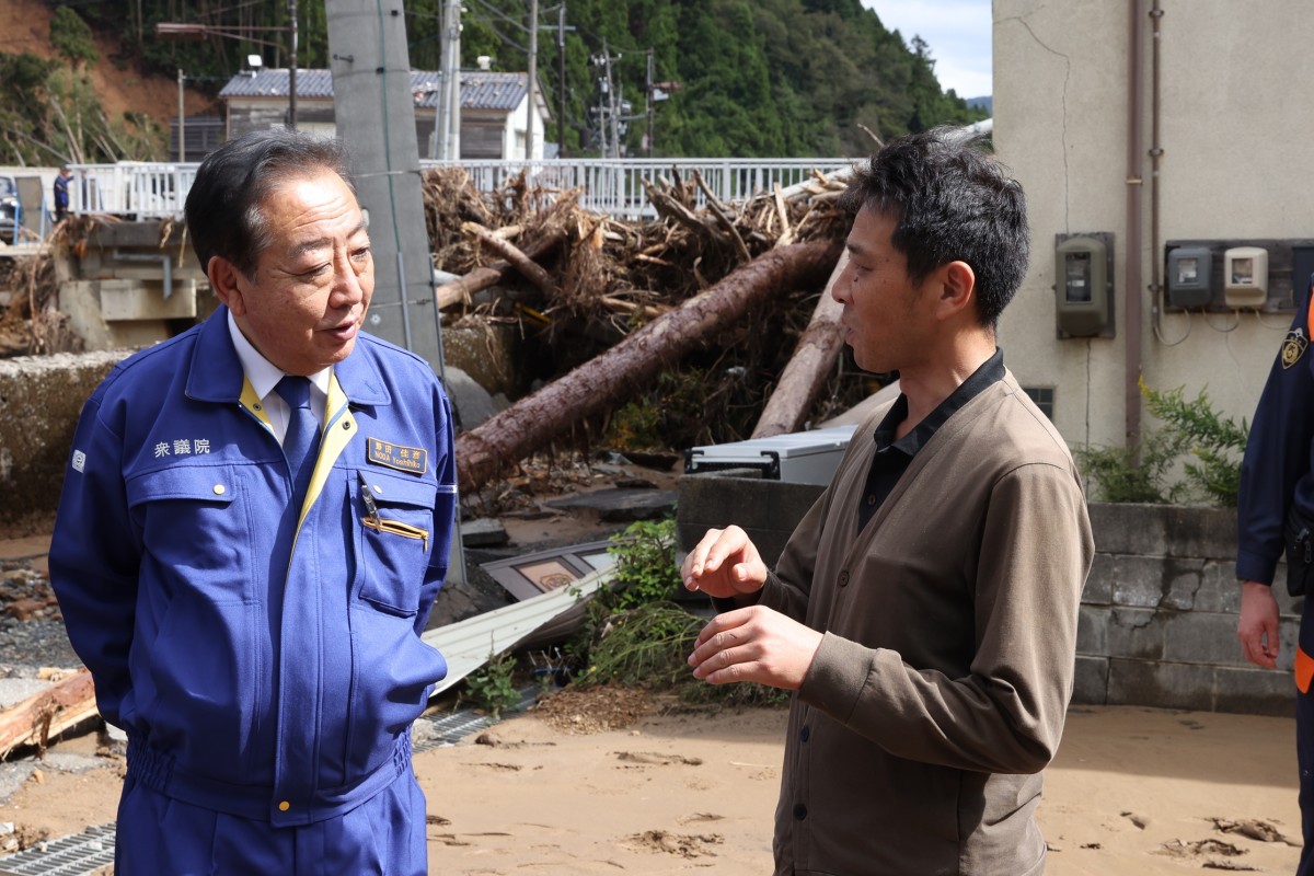 石川】野田代表、地震・豪雨の2重被害を視察 早期補正予算の成立を
