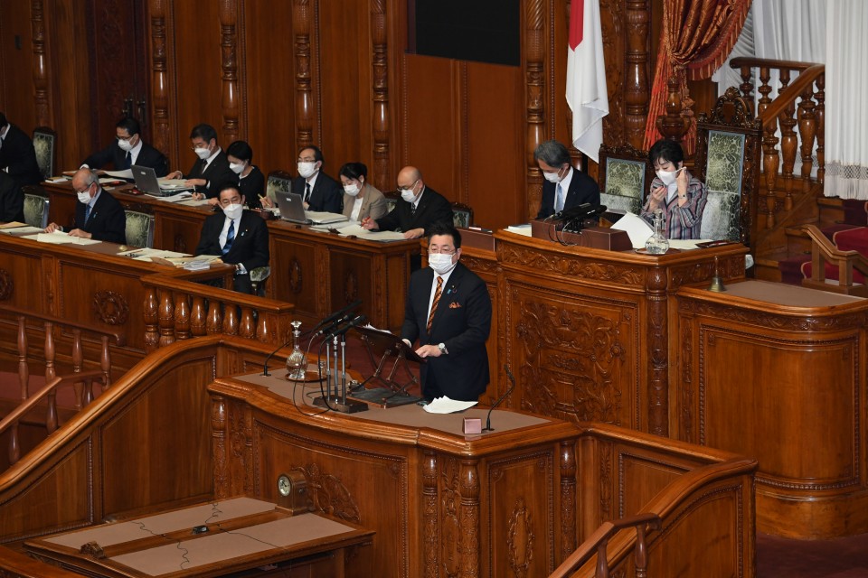 0304参本会議　古賀之士3.JPG