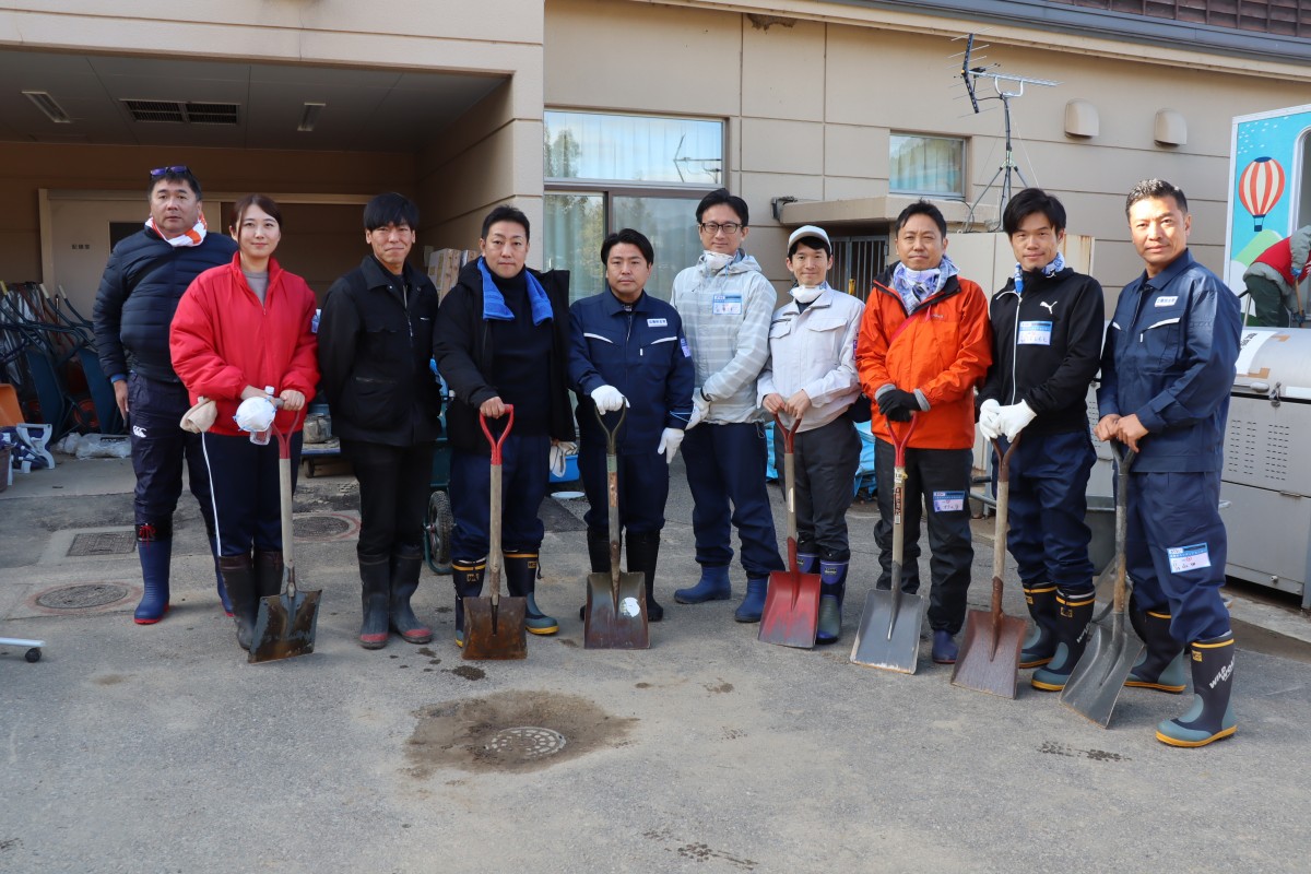 LzJwhiXzXDux5v4M9zrjXvCv_tn120