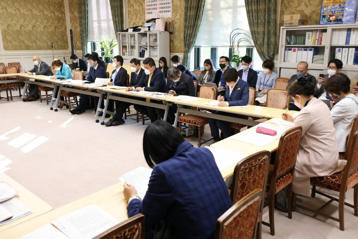 教会の養子縁組「本当に子どものためなのか」と山井議員　旧統一教会国対ヒアリング