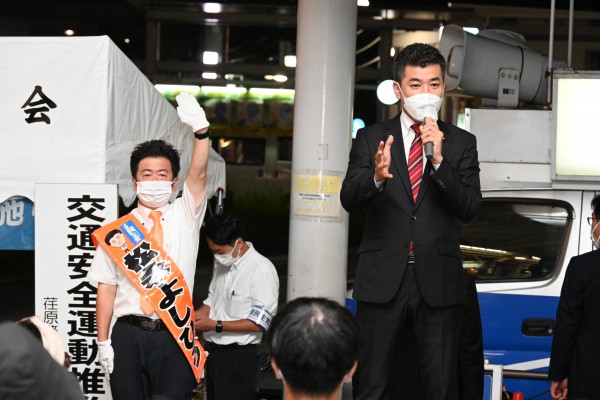 ニュースNews 【東京】品川区議補欠選挙で泉代表が応援。松永よしひろ候補の必勝を訴えるTAGSTAGSShare