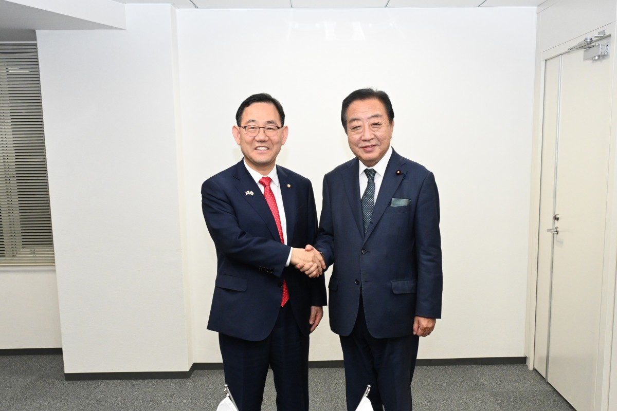 RHDvEwzg9e9r0Eq2P5oFV2pt_tn120