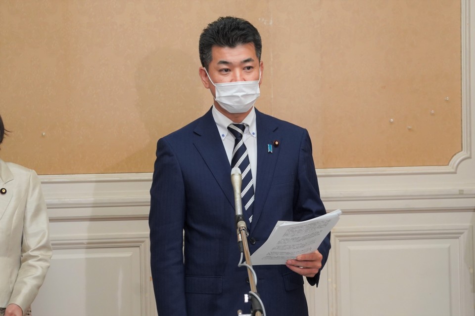 20201015 泉政調会長.jpg