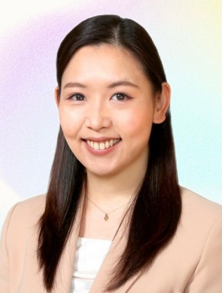 山根ふみ子