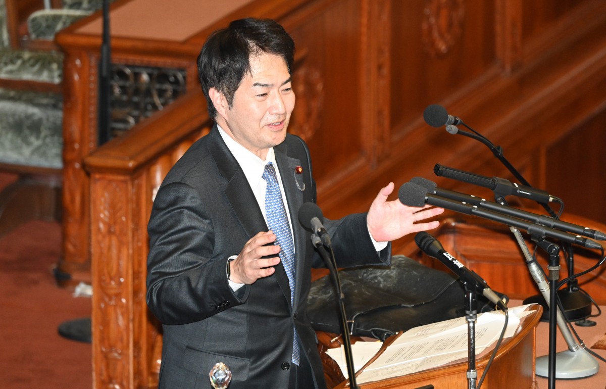 衆院本会議】奥野議員が財務大臣不信任決議案の趣旨弁明、早稲田議員が