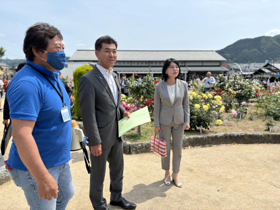 泉健太　山本わかこ