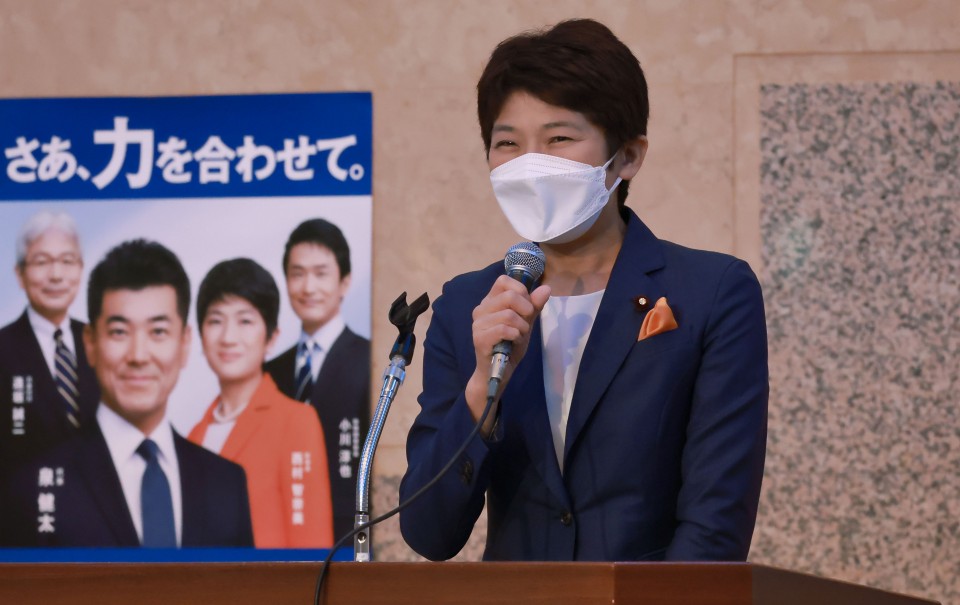 西村幹事長 1.jpg