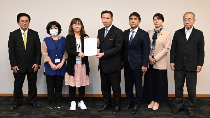 沖縄協議会　福山哲郎　屋良朝博　石川香織　有田芳生