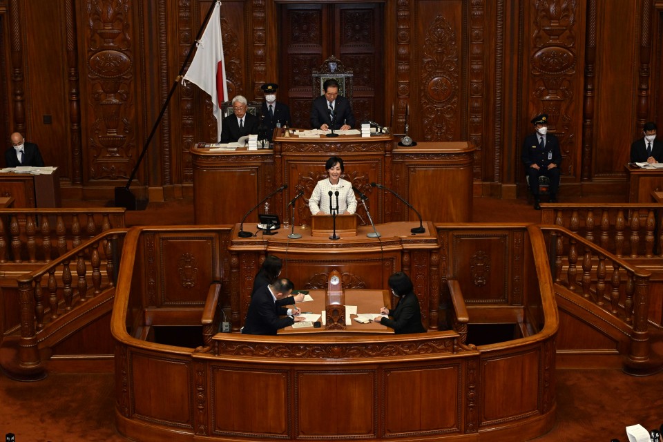 地方自治法改正　おおつき紅葉　衆院本会議